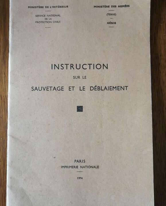 Instruction sur le sauvetage et le déblaiement Service de la
