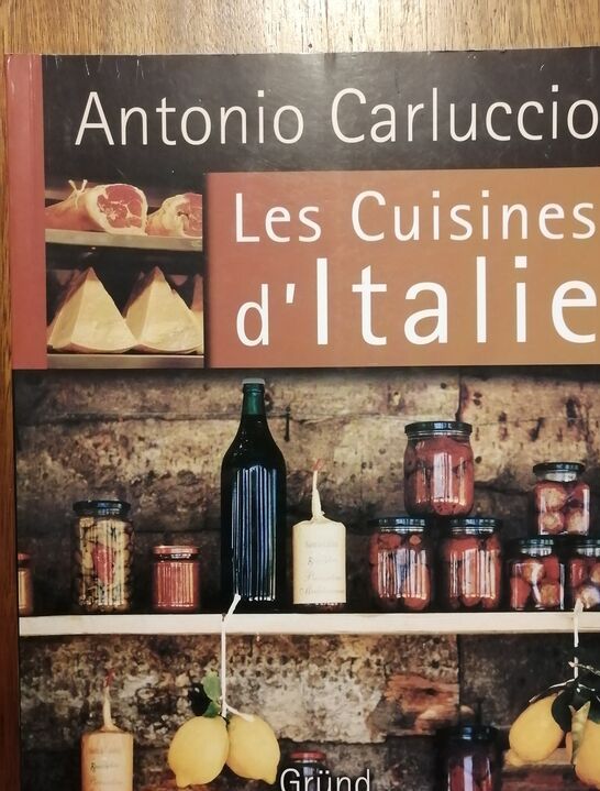 Les cuisines d Italie Recettes et coutumes des régions 2005 CARLUCCIO